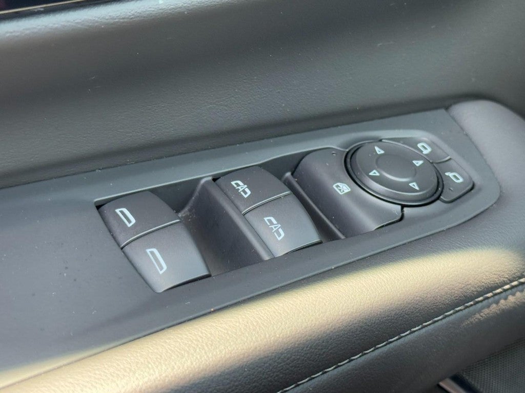 2025 Chevrolet Tahoe 4WD 4dr LT