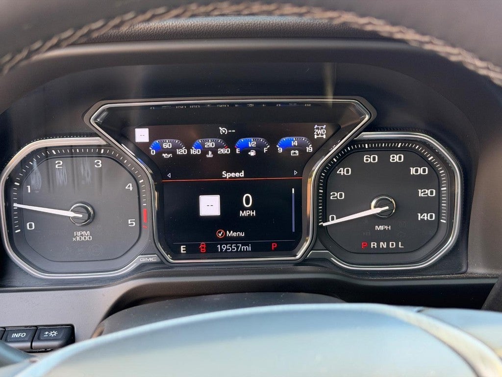 2023 GMC Sierra 2500HD 4WD Crew Cab 159" Denali