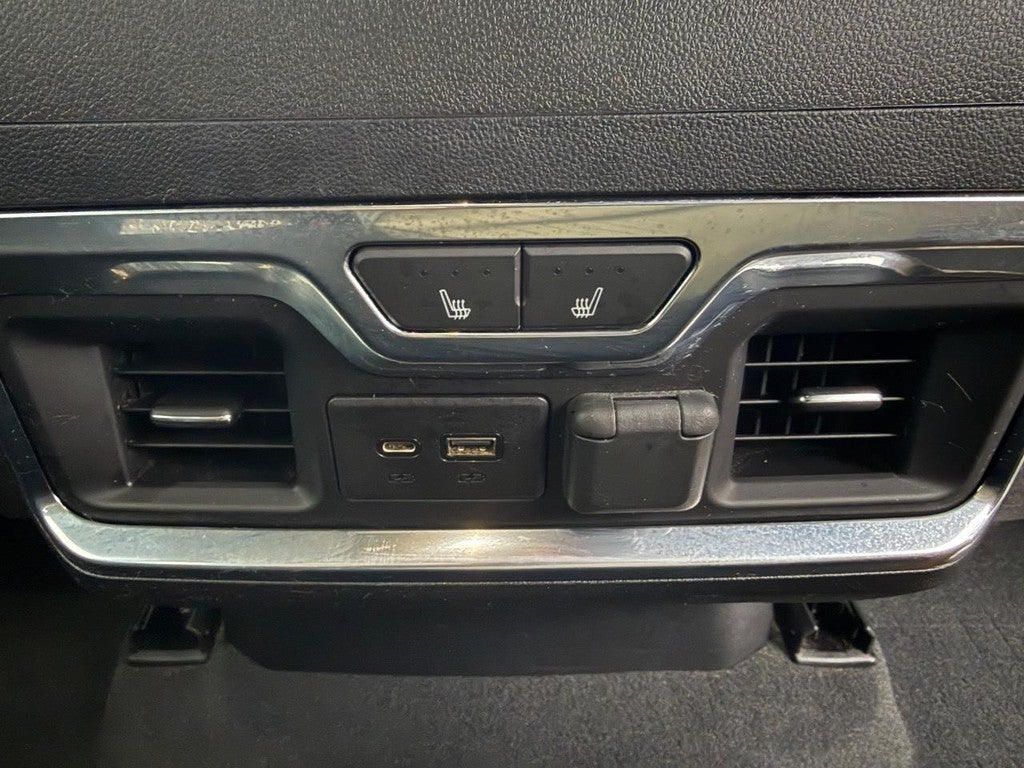 2020 GMC Sierra 1500 4WD Crew Cab 147" SLT