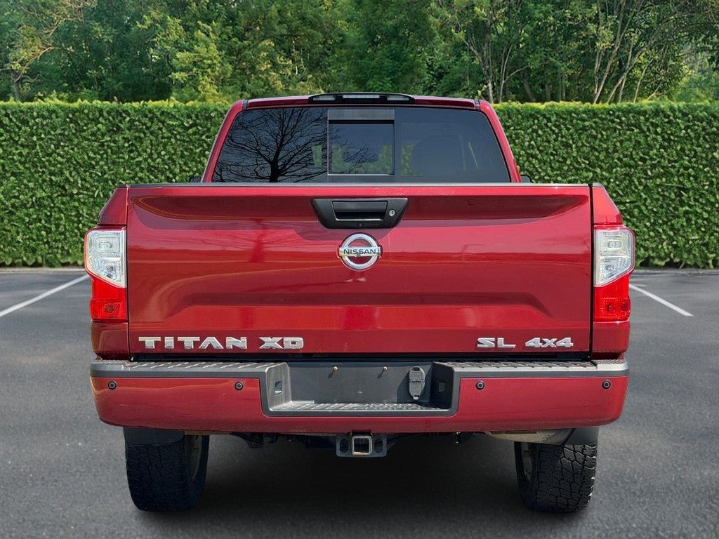2017 Nissan Titan XD 4x4 Gas Crew Cab SL