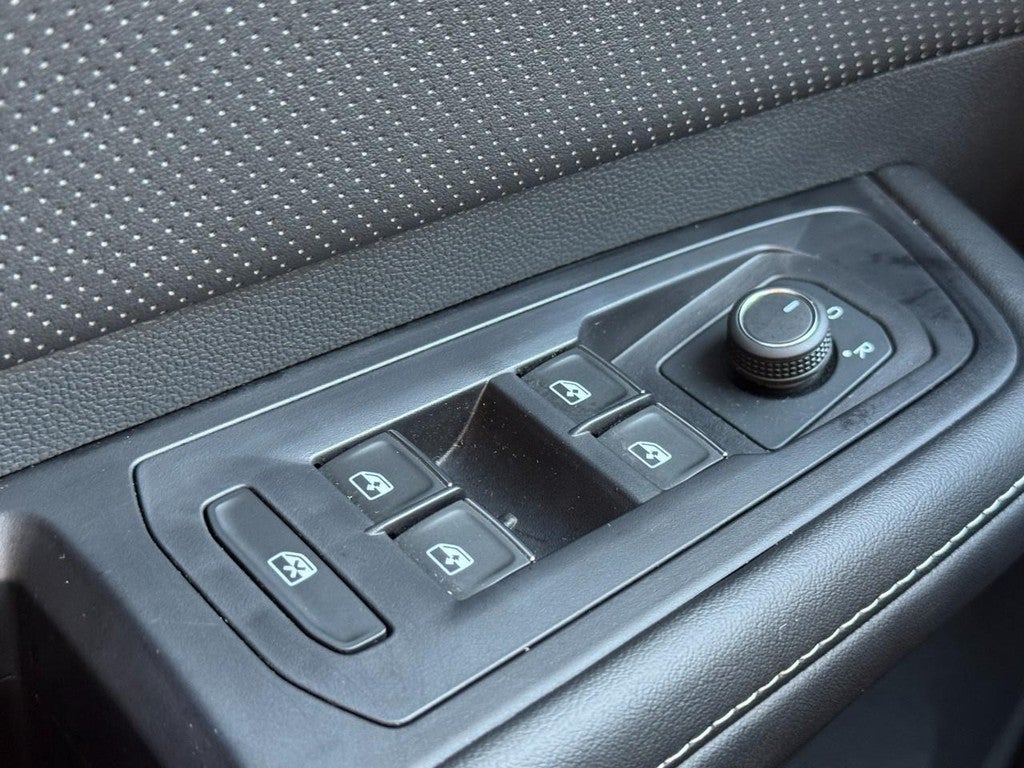 2024 Volkswagen Atlas Cross Sport 2.0T SE FWD