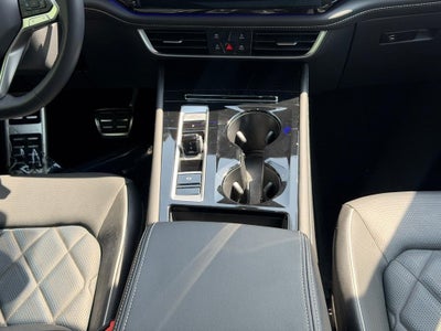 2024 Volkswagen Atlas Cross Sport 2.0T SEL Premium R-Line 4MOTION