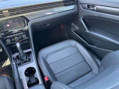 2020 Volkswagen Passat 2.0T R-Line Auto