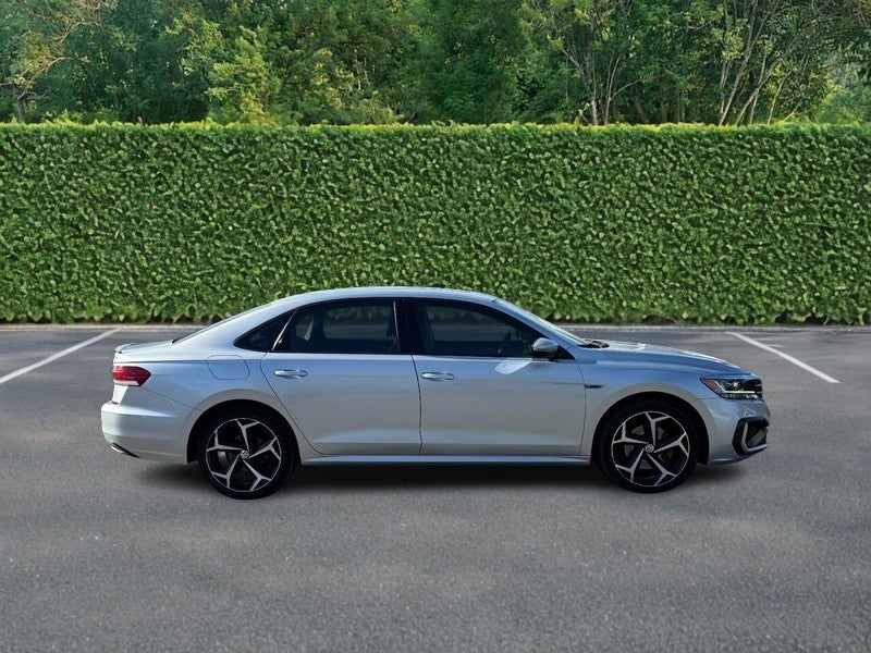 2020 Volkswagen Passat 2.0T R-Line Auto