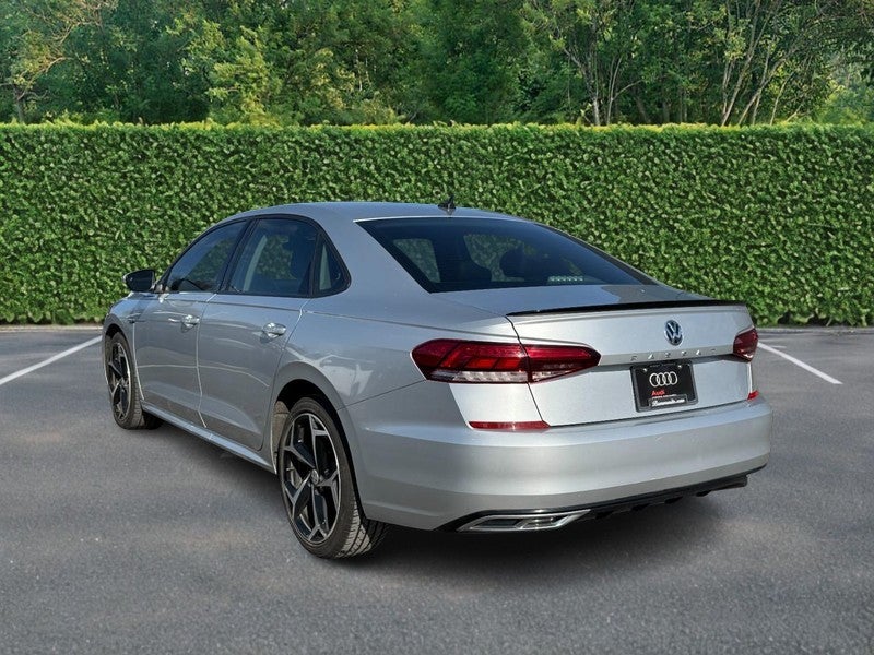 2020 Volkswagen Passat 2.0T R-Line Auto