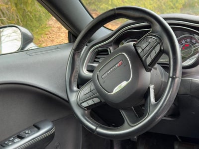 2016 Dodge Challenger 2dr Cpe SXT