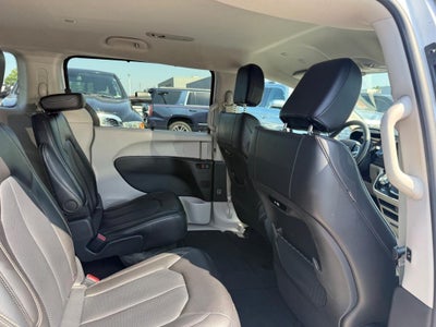 2024 Chrysler Pacifica Touring L FWD