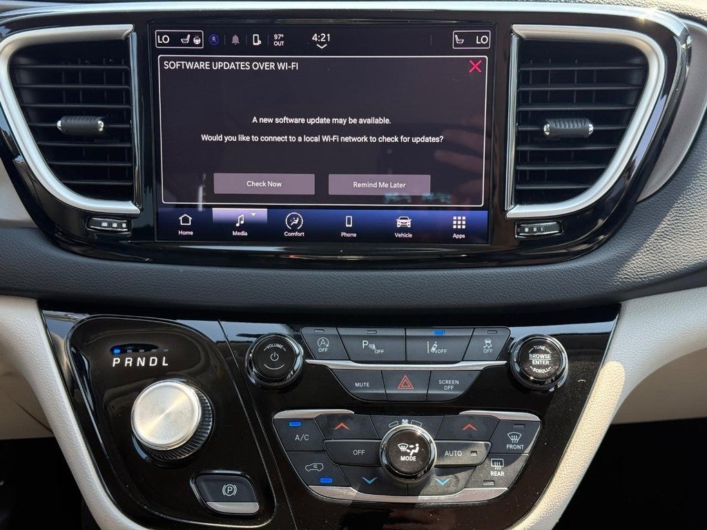 2024 Chrysler Pacifica Touring L FWD