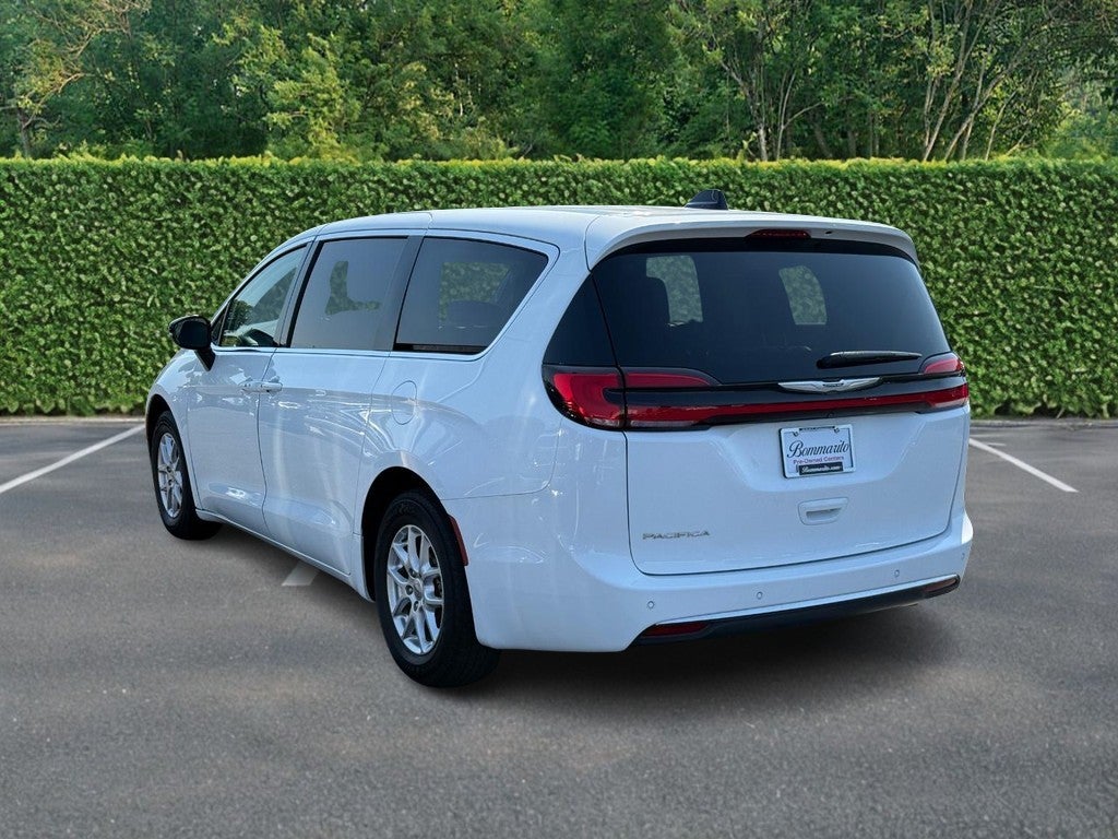 2024 Chrysler Pacifica Touring L FWD