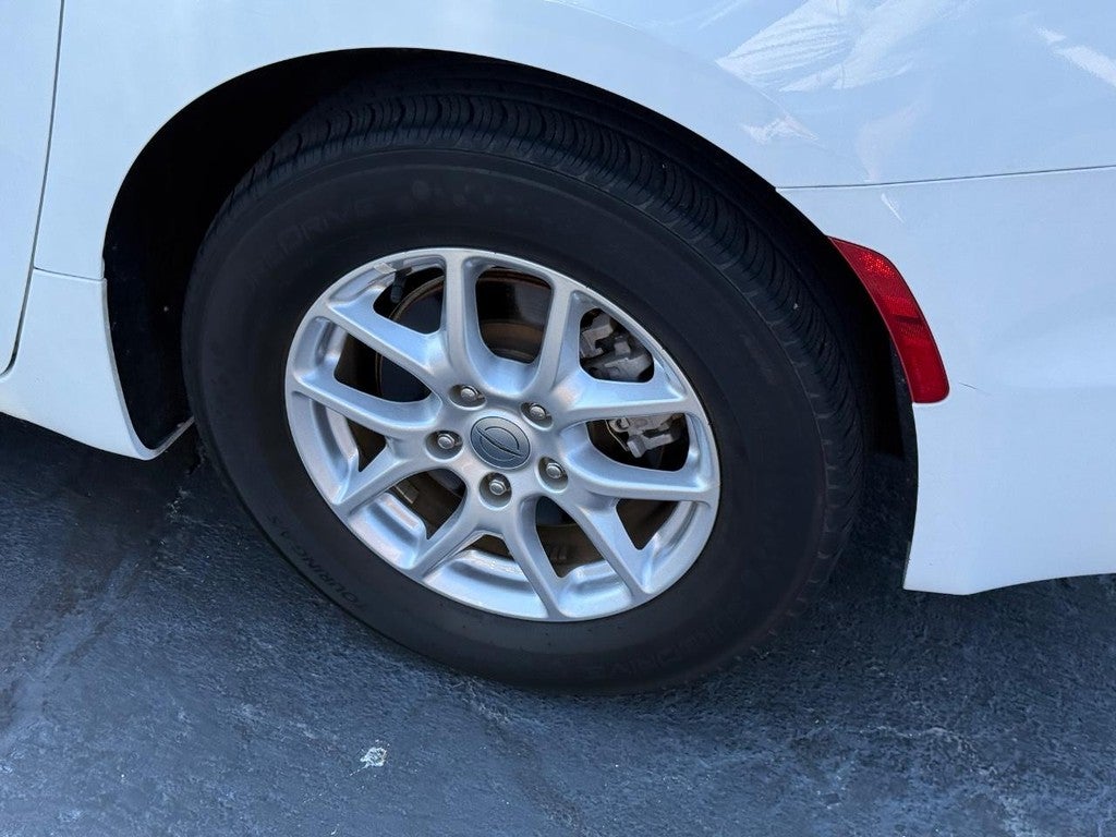 2024 Chrysler Pacifica Touring L FWD