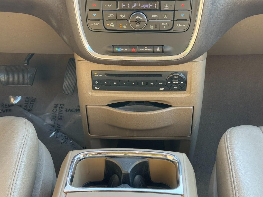 2012 Chrysler Town & Country 4dr Wgn Touring-L