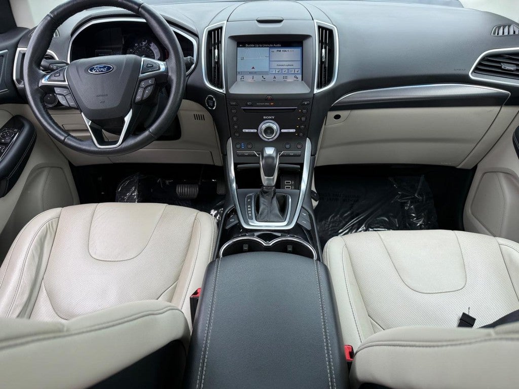 2017 Ford Edge Titanium FWD