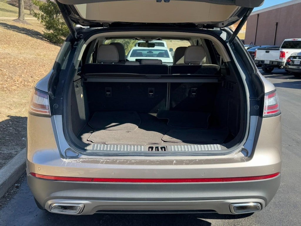 2021 Lincoln Nautilus Reserve FWD