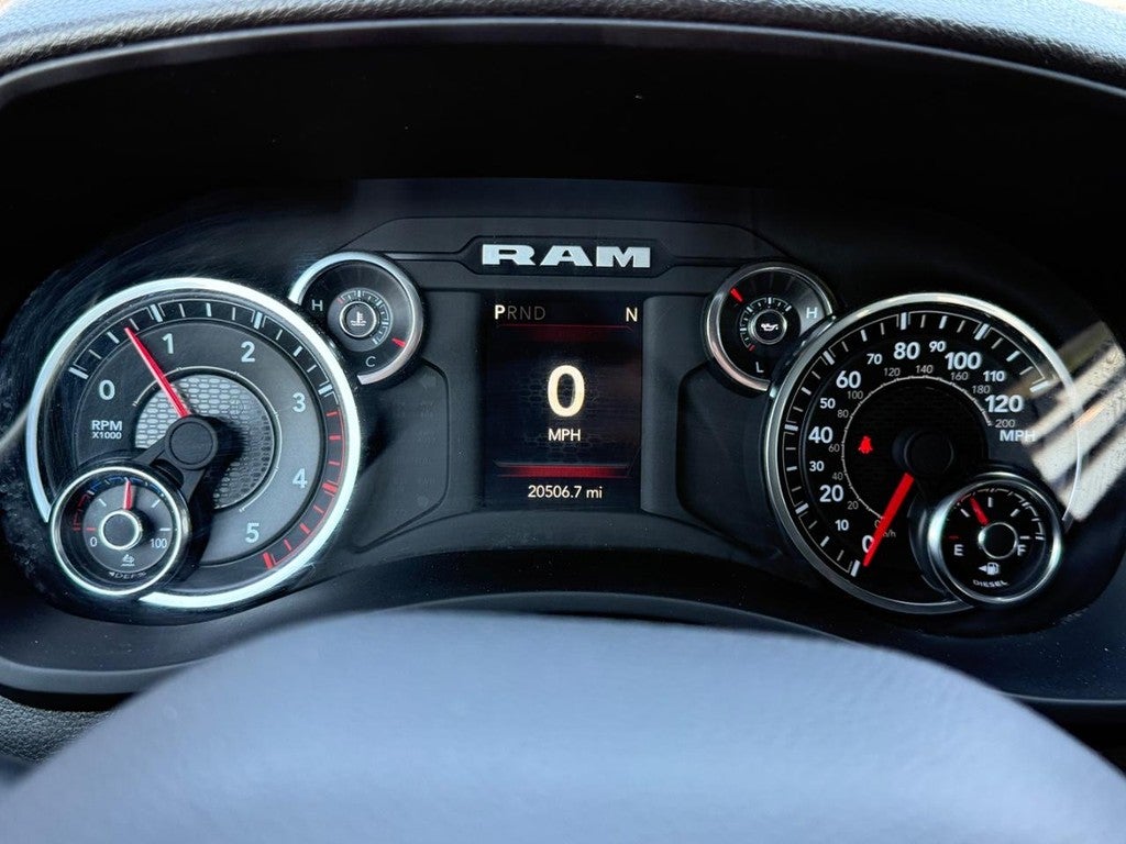 2024 RAM 3500 Chassis Cab SLT 4WD Crew Cab 60" CA 172.4" WB
