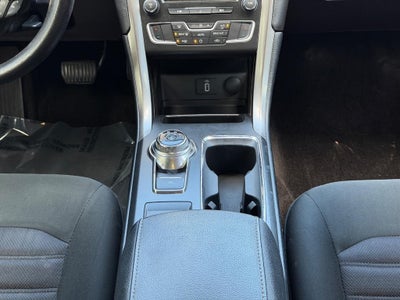 2017 Ford Fusion SE FWD