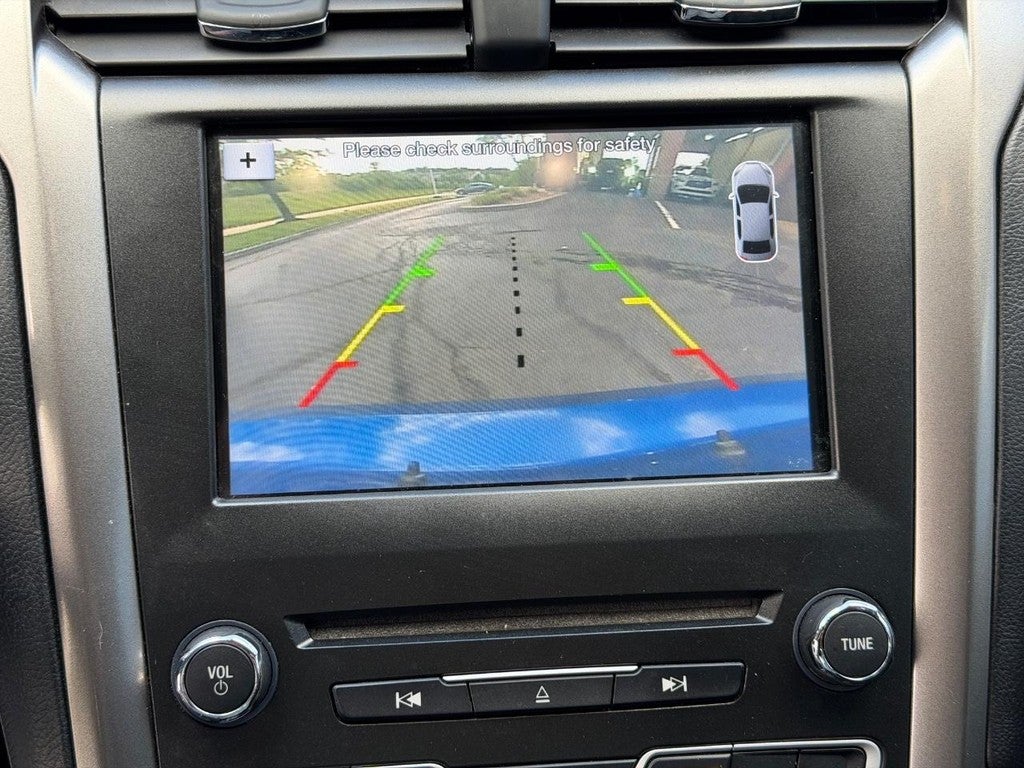 2017 Ford Fusion SE FWD