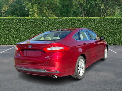 2014 Ford Fusion 4dr Sdn SE FWD