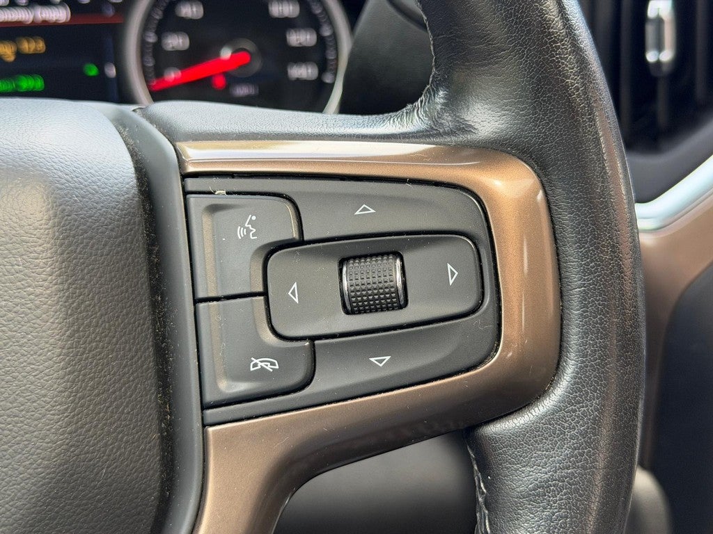 2021 Chevrolet Silverado 1500 4WD Crew Cab 147" High Country