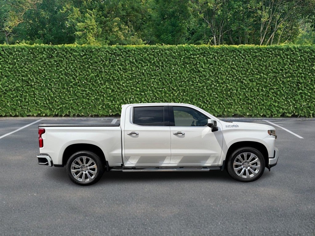 2021 Chevrolet Silverado 1500 4WD Crew Cab 147" High Country