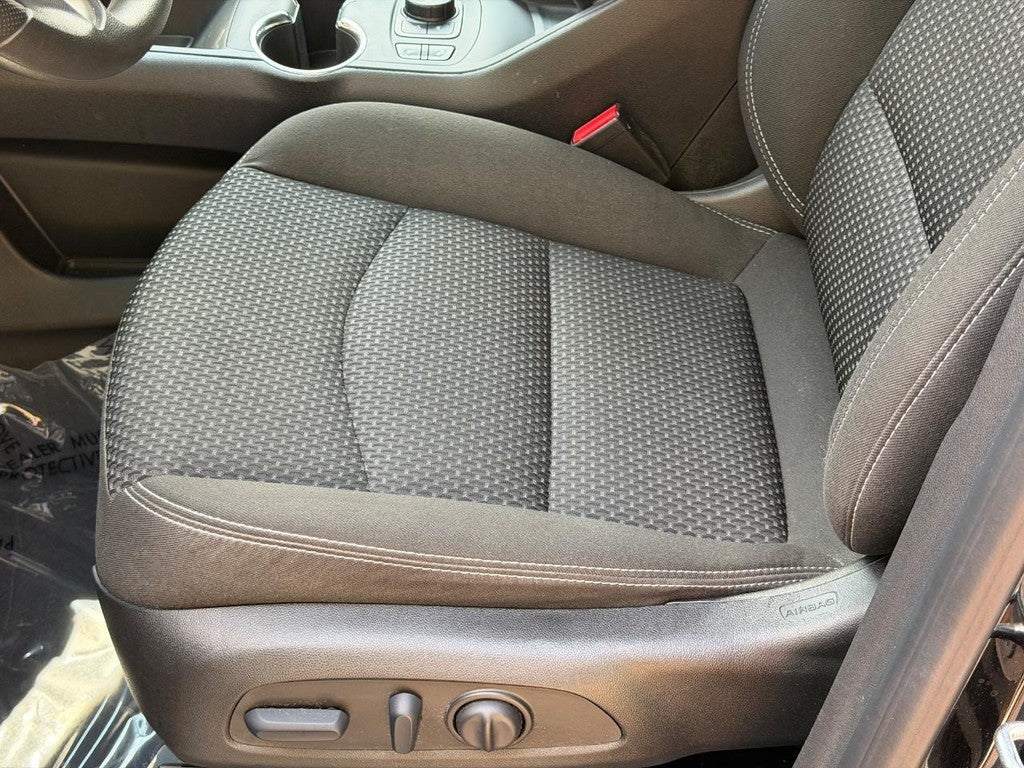 2022 GMC Terrain FWD 4dr SLE