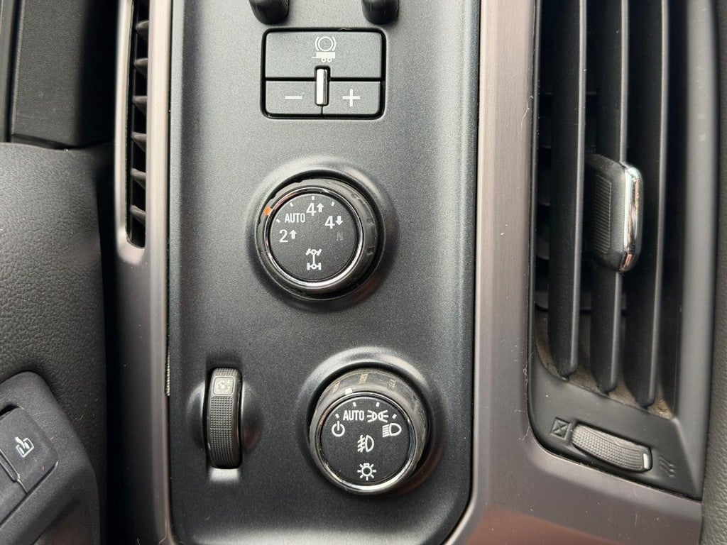 2015 GMC Sierra 1500 4WD Crew Cab 143.5" SLT