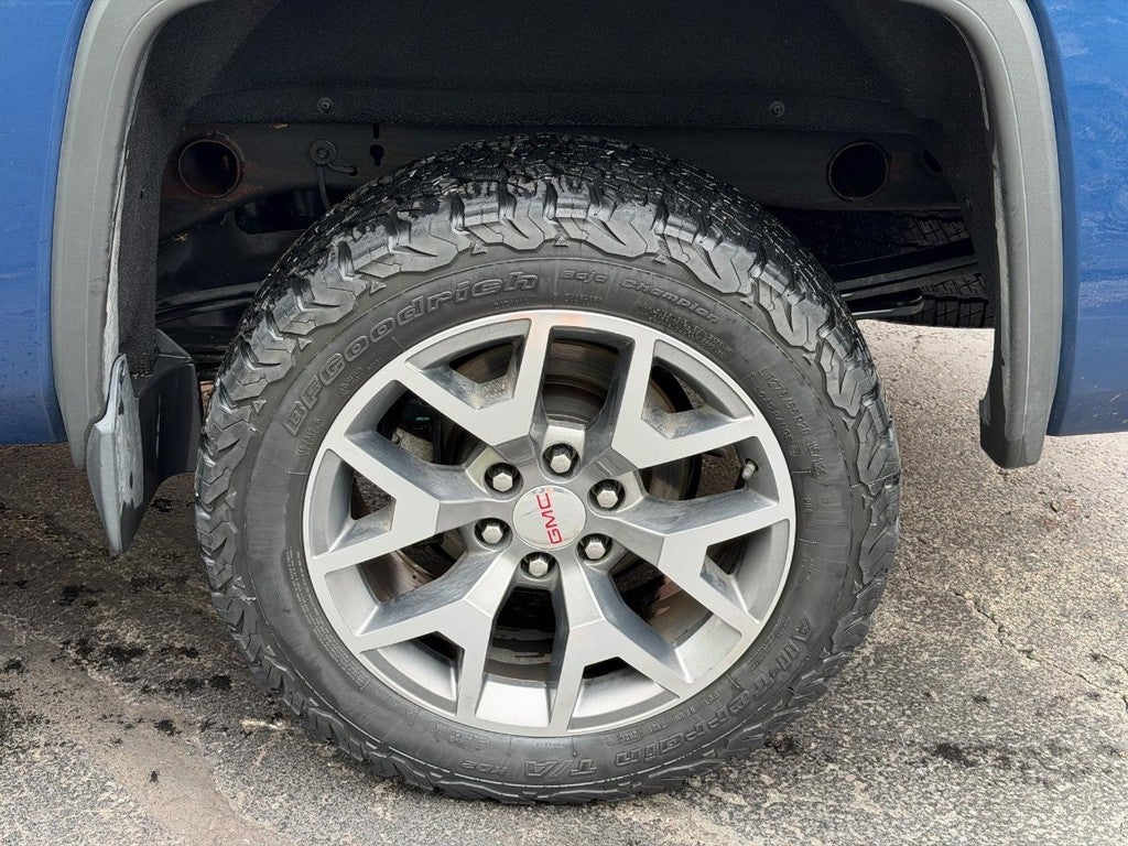 2015 GMC Sierra 1500 4WD Crew Cab 143.5" SLT