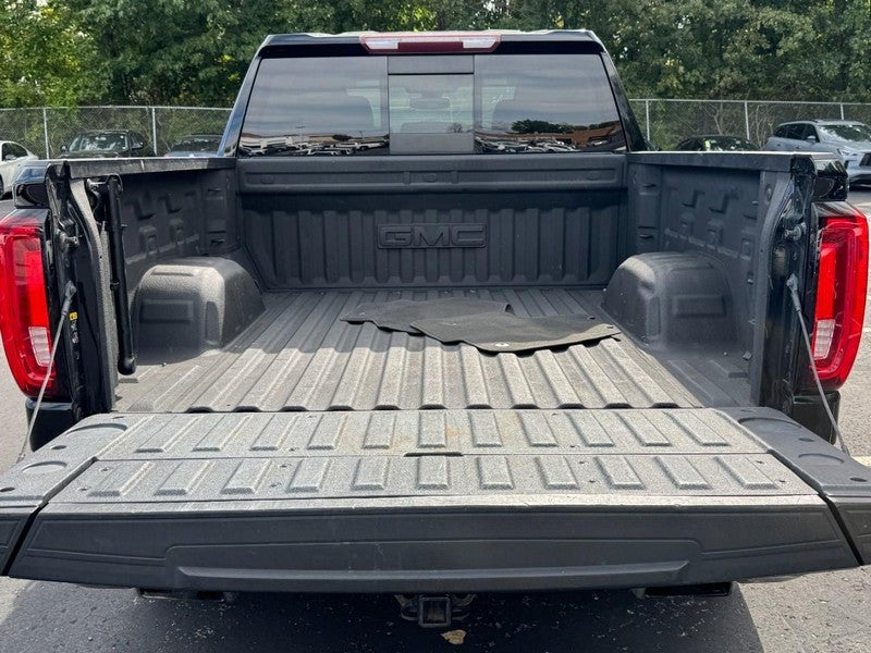 2019 GMC Sierra 1500 4WD Crew Cab 147" SLT