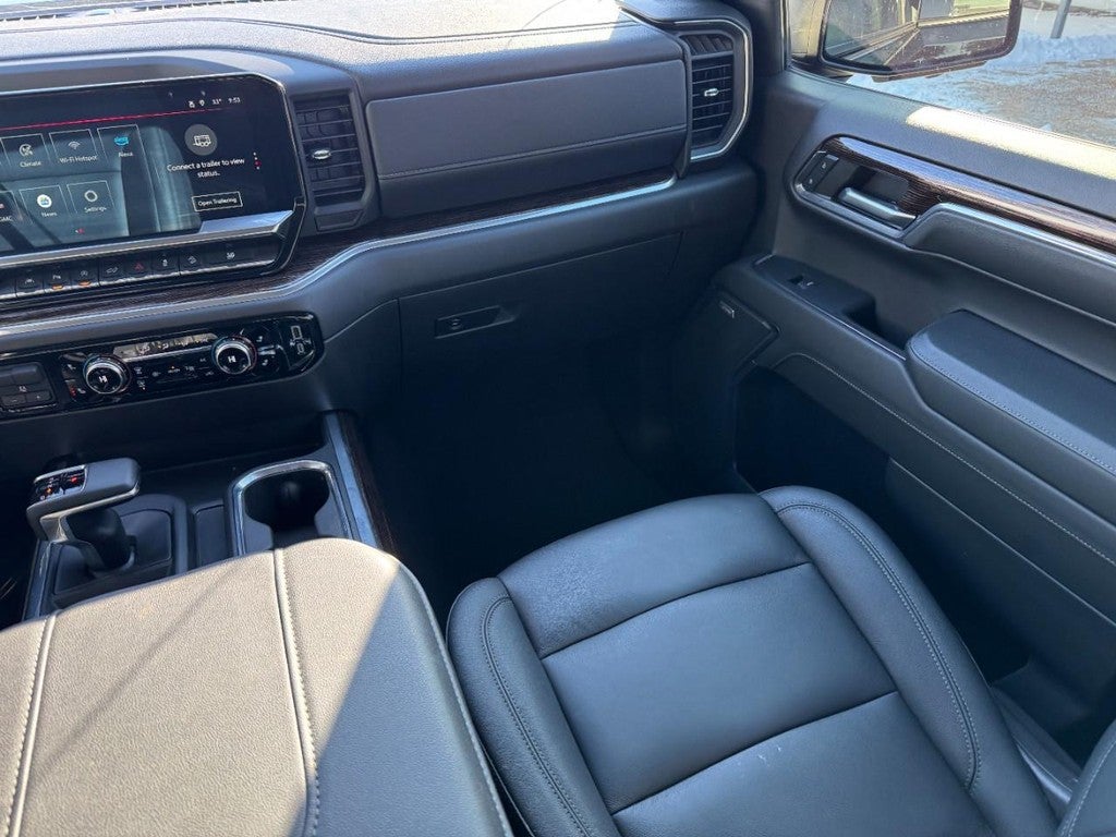 2024 GMC Sierra 1500 4WD Crew Cab 147" Elevation w/3SB