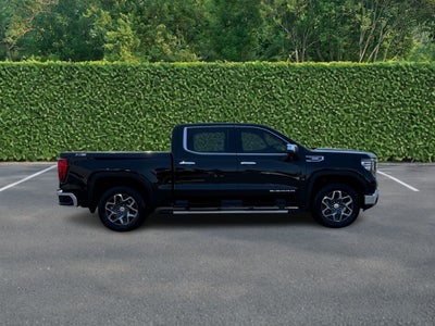 2025 GMC Sierra 1500 4WD Crew Cab 147" SLT
