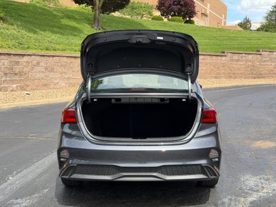 2024 Kia Forte LXS IVT