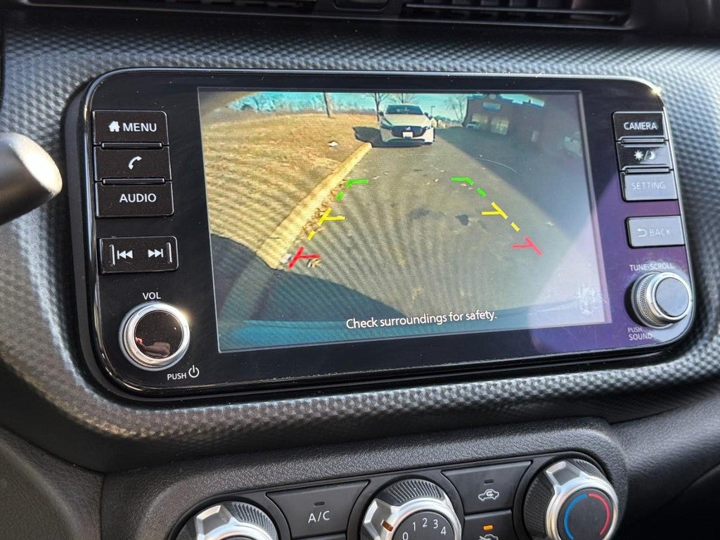 2023 Nissan Kicks SV FWD