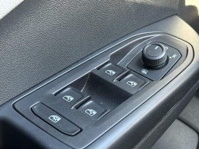 2023 Volkswagen Taos SE 4MOTION