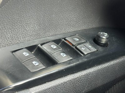 2019 Toyota Camry SE Auto