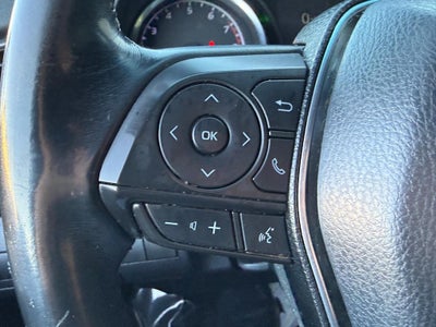 2019 Toyota Camry SE Auto (Natl)