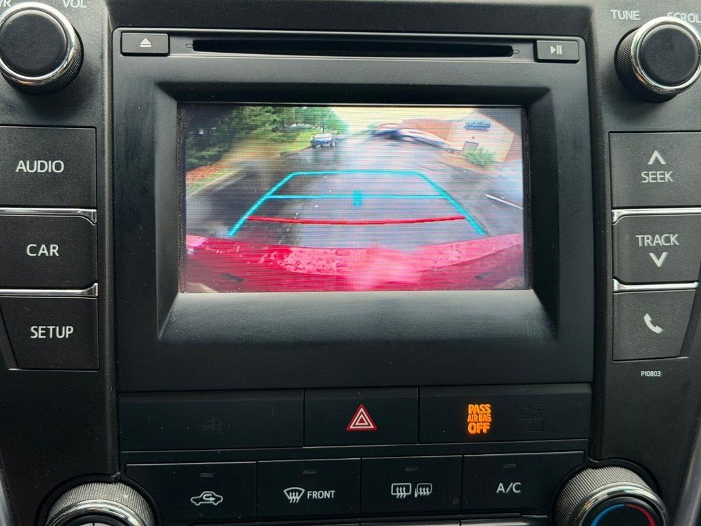 2015 Toyota Camry 4dr Sdn I4 Auto SE (Natl)