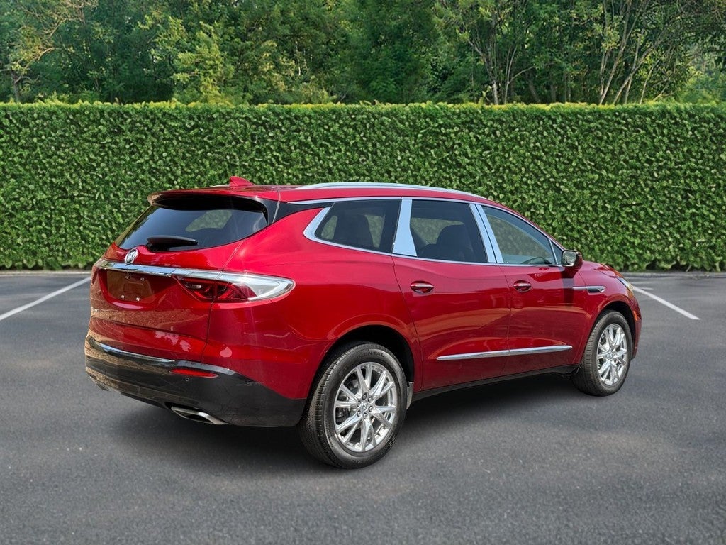 2023 Buick Enclave FWD 4dr Essence