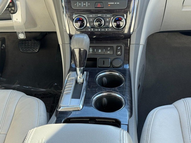 2017 Buick Enclave FWD 4dr Leather