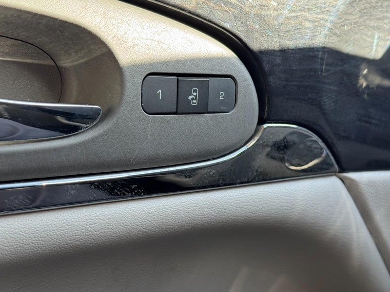 2017 Buick Enclave FWD 4dr Leather