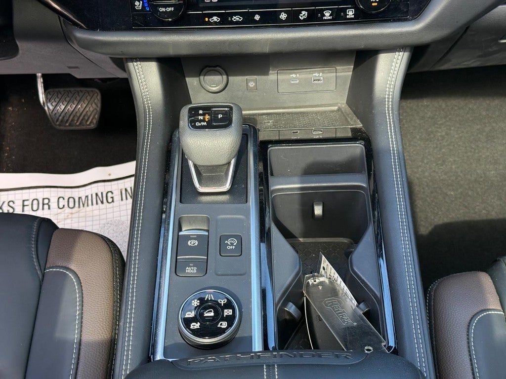 2024 Nissan Pathfinder Platinum 4WD