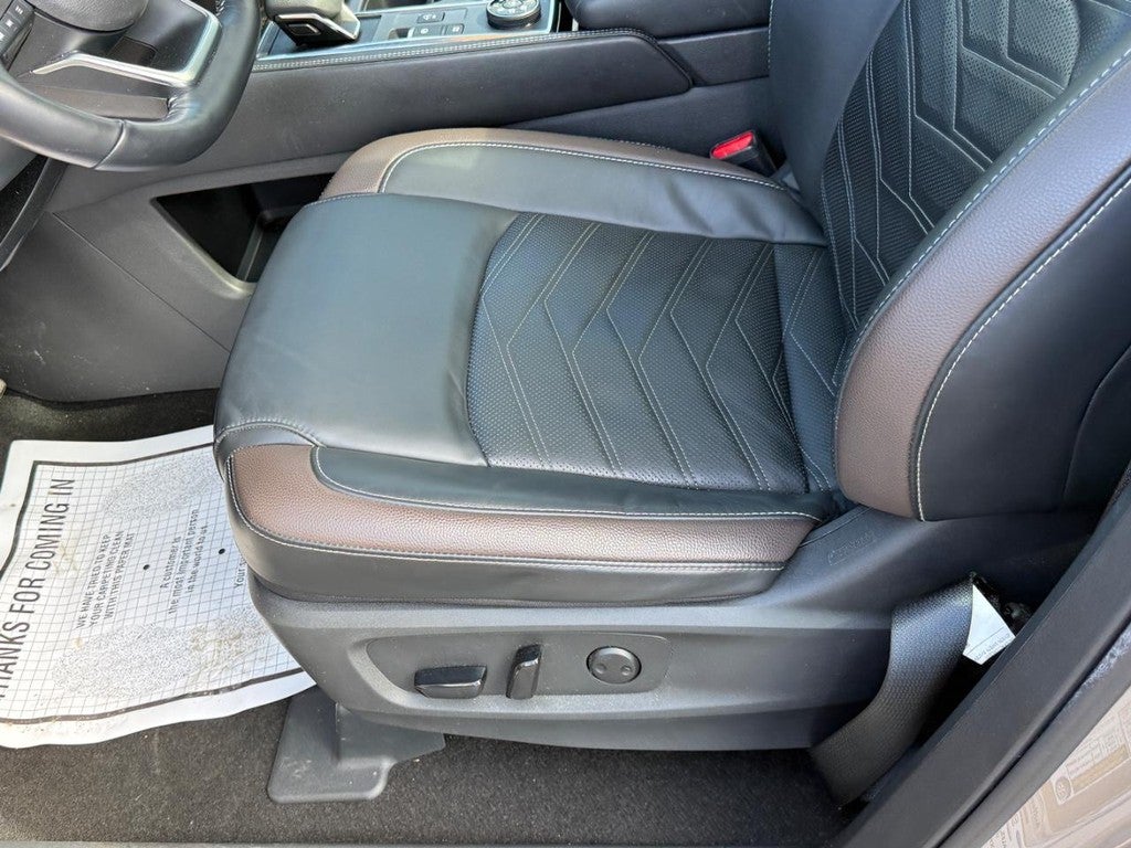 2024 Nissan Pathfinder Platinum 4WD