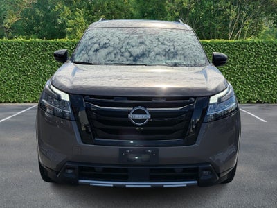 2024 Nissan Pathfinder Platinum 4WD