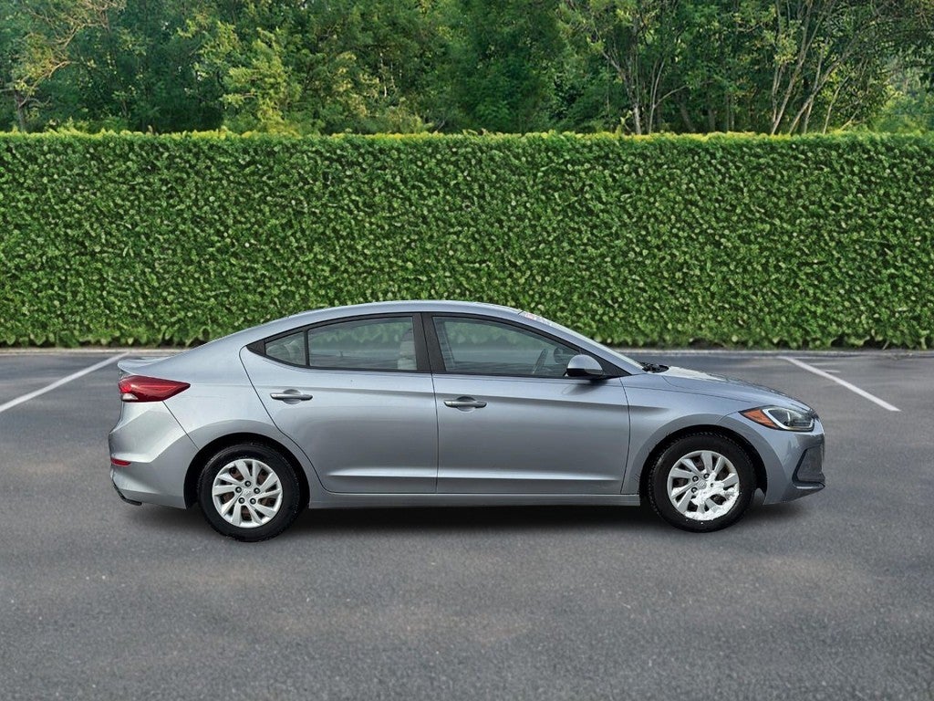 Used 2017 Hyundai Elantra SE with VIN 5NPD74LF2HH162358 for sale in Ellisville, MO