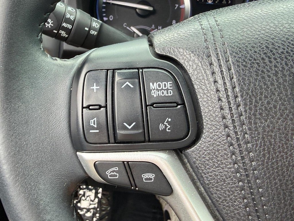 2016 Toyota Highlander AWD 4dr V6 Limited (Natl)
