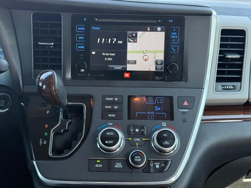 2017 Toyota Sienna Limited Premium AWD 7-Passenger (Natl)