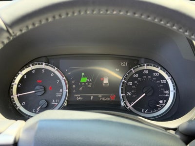 2024 Toyota Highlander LE FWD (Natl)