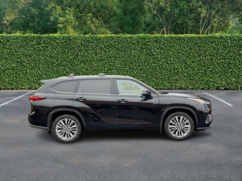 2023 Toyota Highlander AWD (Natl)