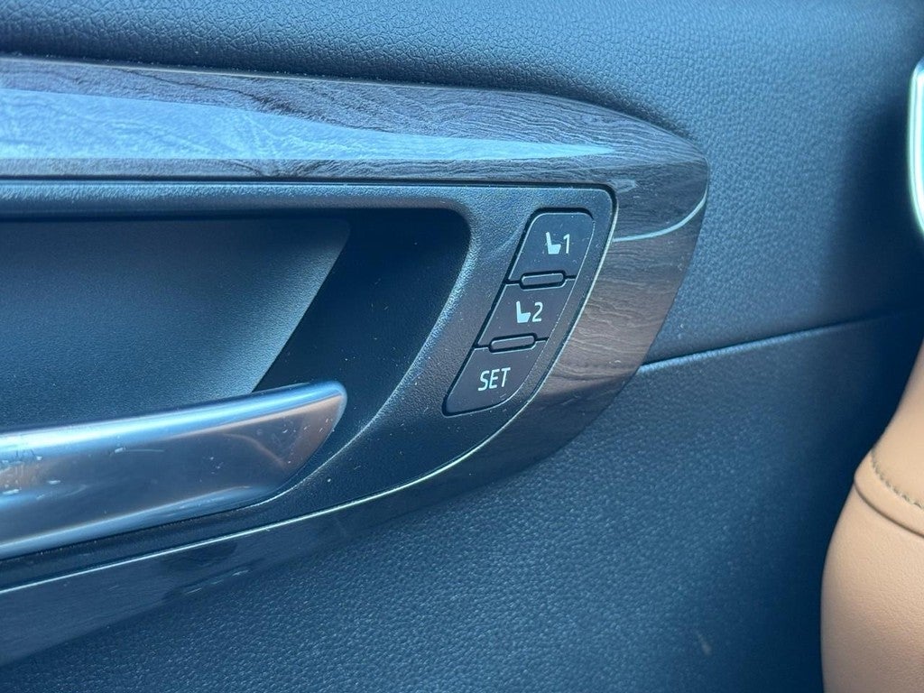 2024 Toyota Highlander Platinum AWD (Natl)