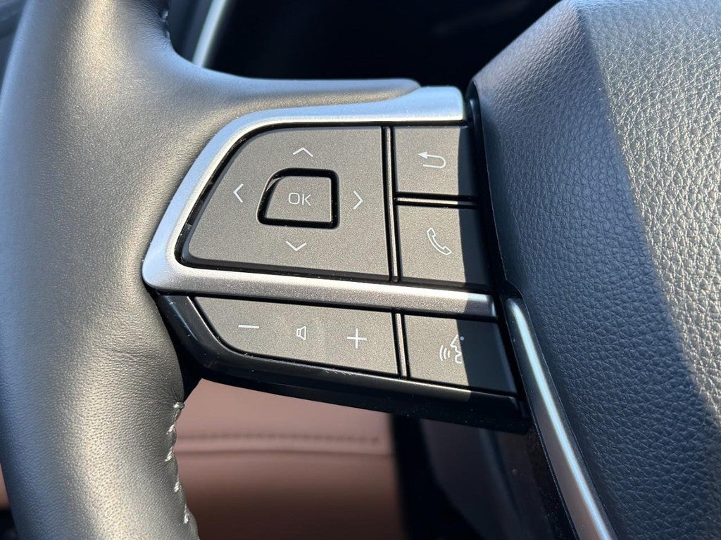 2024 Toyota Highlander Platinum AWD (Natl)