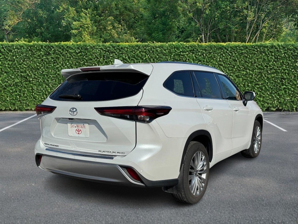 2024 Toyota Highlander Platinum AWD (Natl)