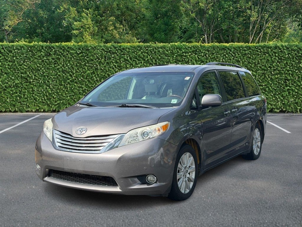 2011 Toyota Sienna 5dr 7-Pass Van V6 Ltd FWD (Natl)